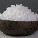 large-coarse-white-crystal-salt–(1)