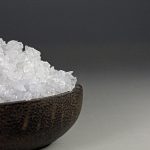 large-coarse-white-crystal-salt–(2)