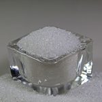 small-coarse-white-crystal-salt–(3)