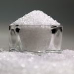 small-coarse-white-crystal-salt–(7)